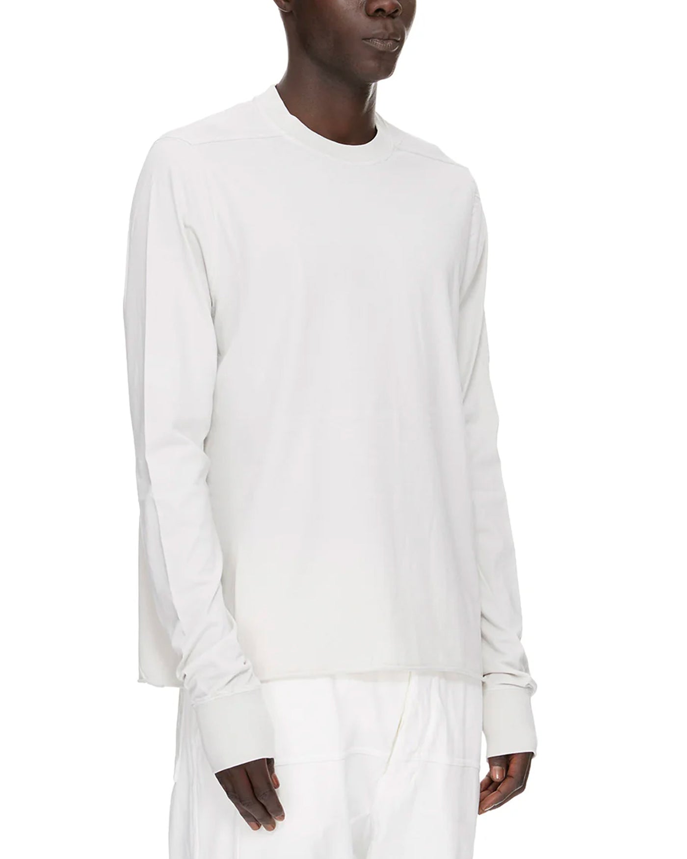 Sweat crewneck Rick Owens DRKSHDW blanc cassé vue profil droit sur mannequin