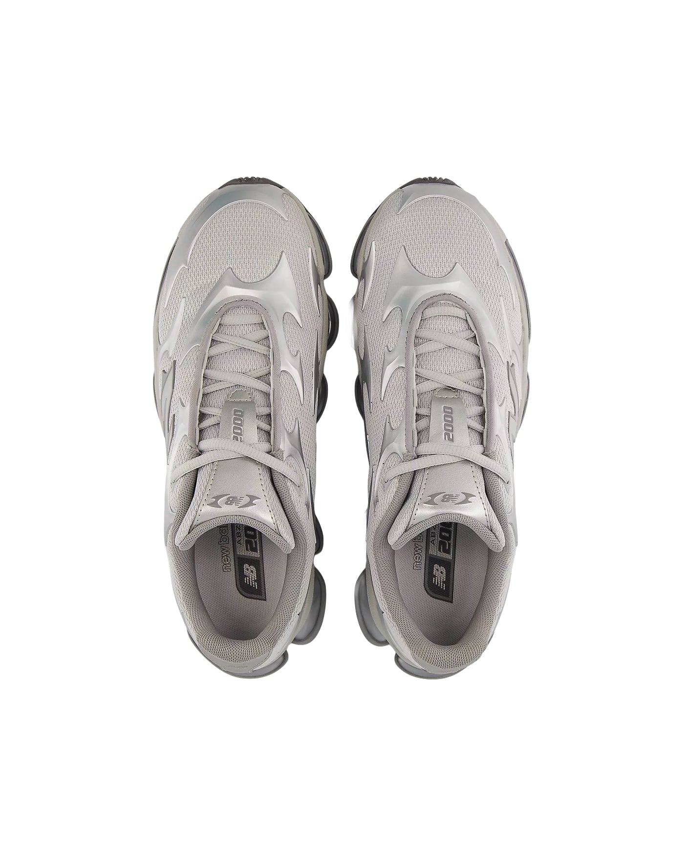 Sneakers New Balance 2000 Silver Metallic coloris gris argent vue du dessus
