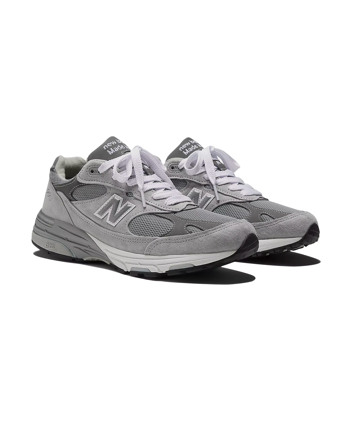 Sneakers New Balance MR993 Made in USA gris suède paire trois quarts