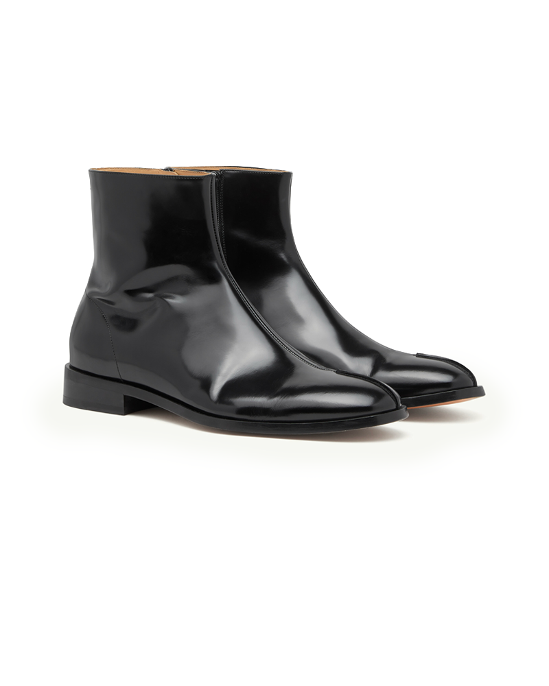 BOTTINES EN CUIR POLI NOIR
