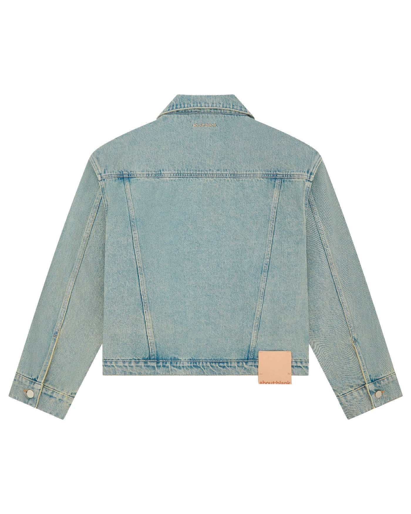 Veste About:Blank en denim bleu clair lavé avec patch cuir, vue dos