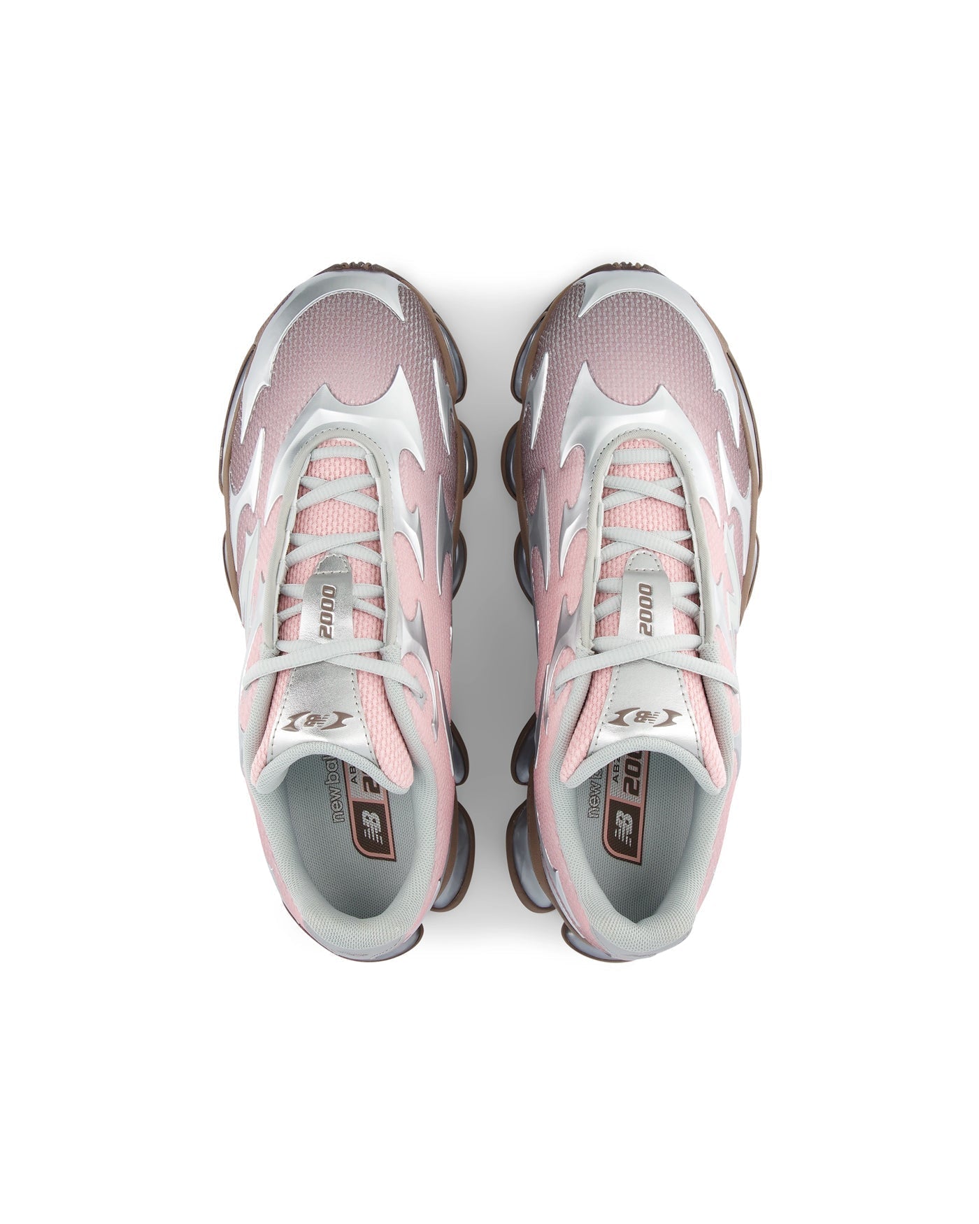 Sneakers New Balance 2000 coloris rose et blanc vue du dessus