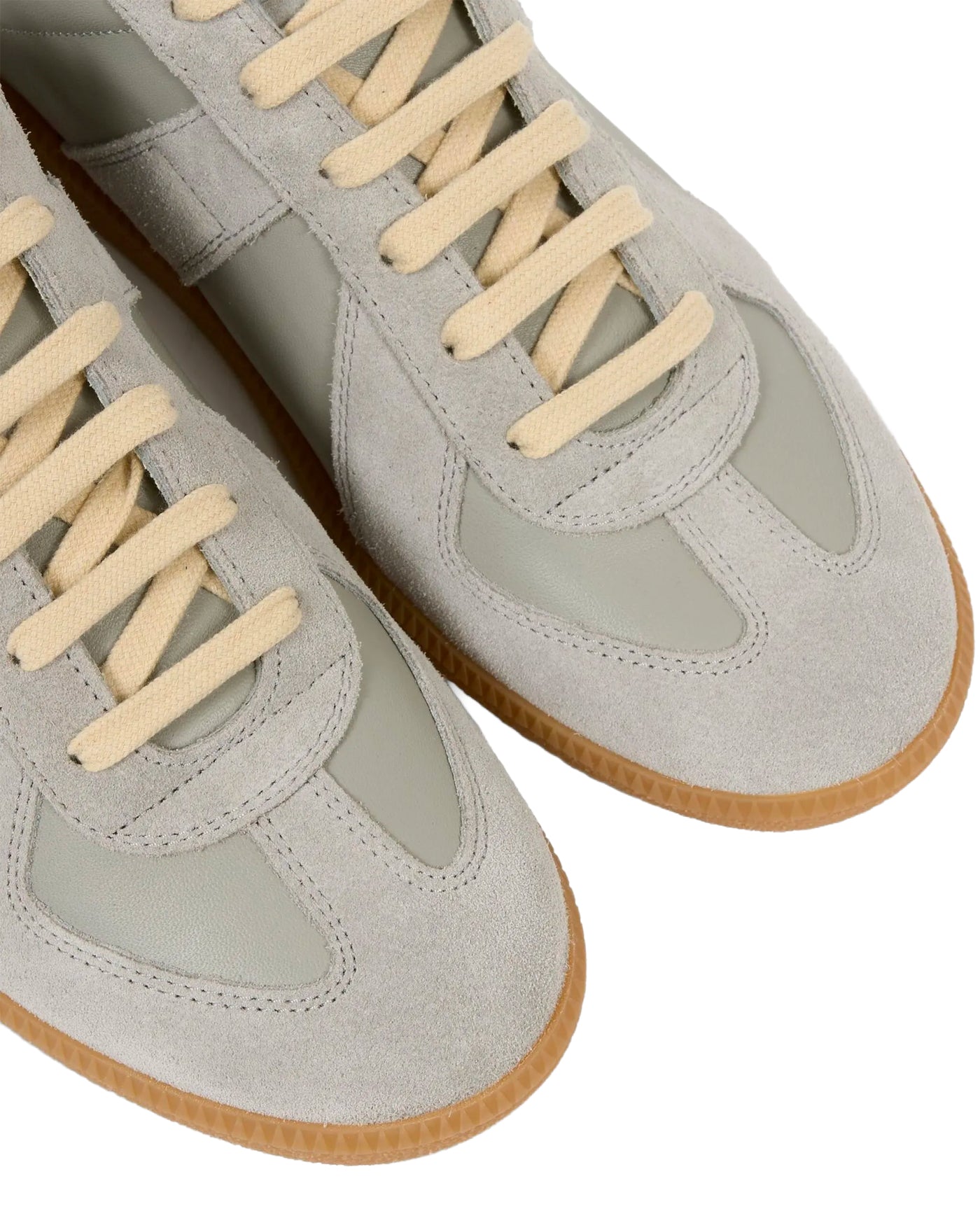Sneakers Maison Margiela Replica gris clair vue rapprochée face