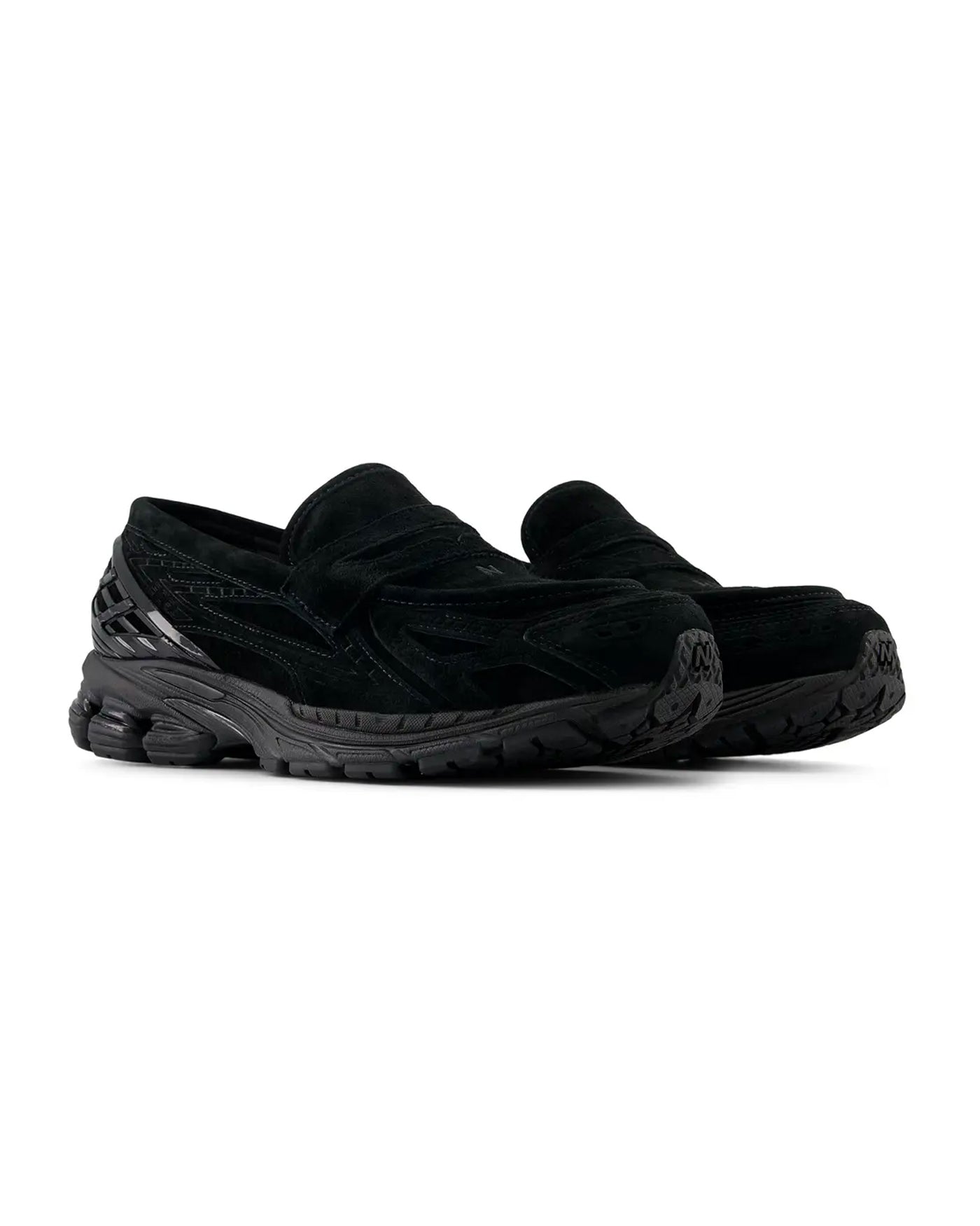 Mocassin New Balance 1906L Suede Black Cement noir paire vue trois quarts face