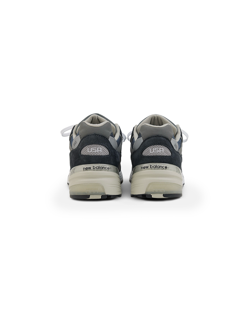 U992NY NB NAVY GREY SILVER METALLIC