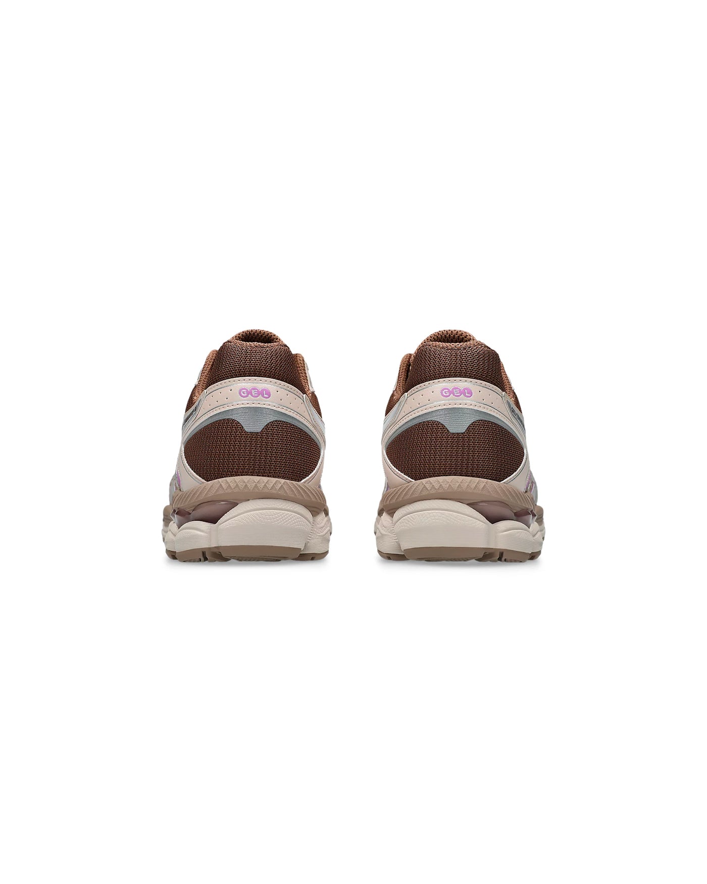 Sneakers Asics Gel Cumulus 16 coloris cinnamon et beige vue dos