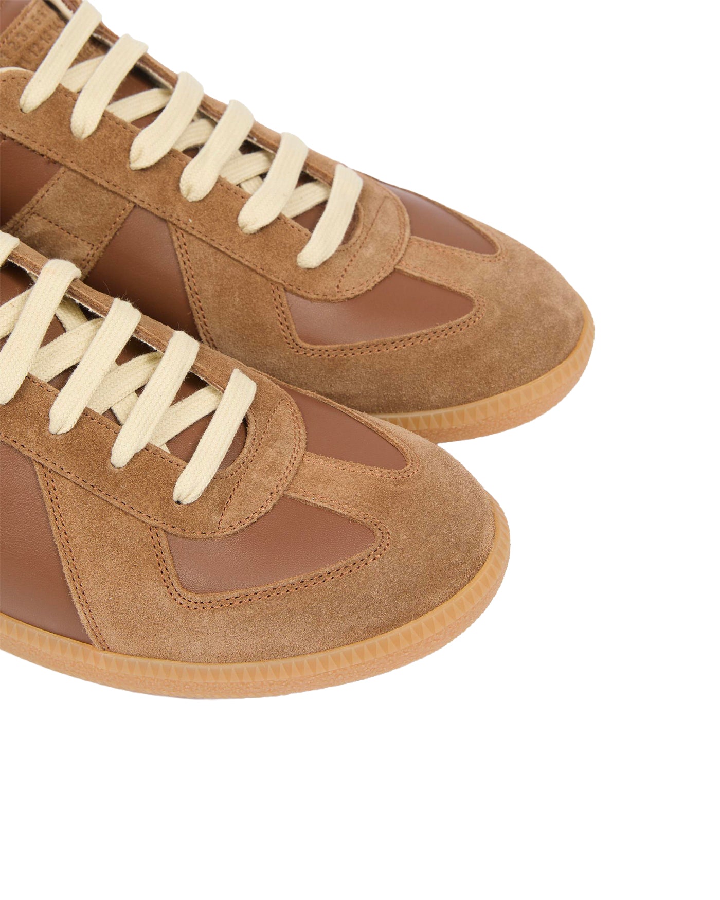 Sneakers Maison Margiela Replica cuir brun adobe semelle caramel détail face