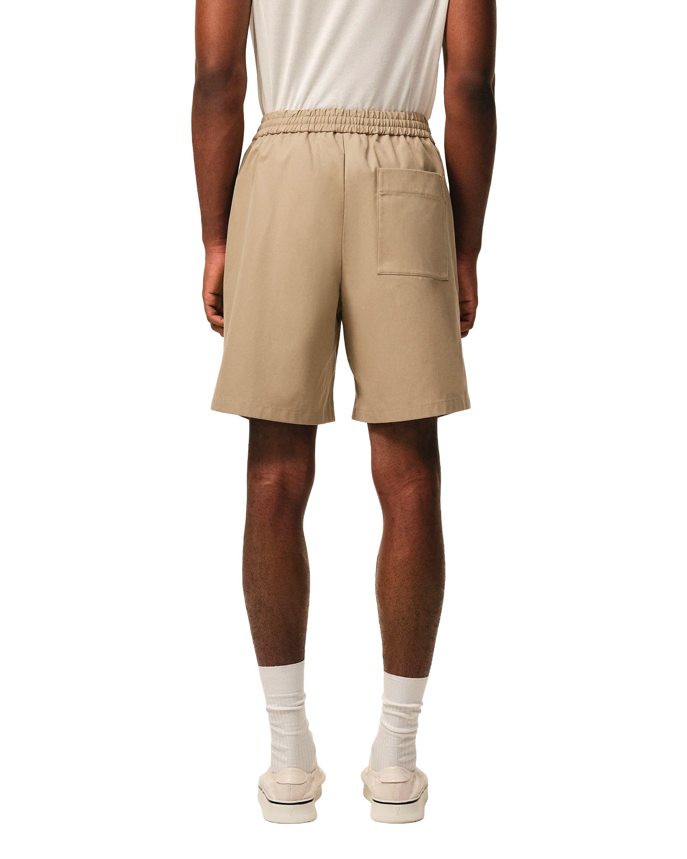 Short Ami Paris beige taupe dos porté poche patch logo cœur brodé