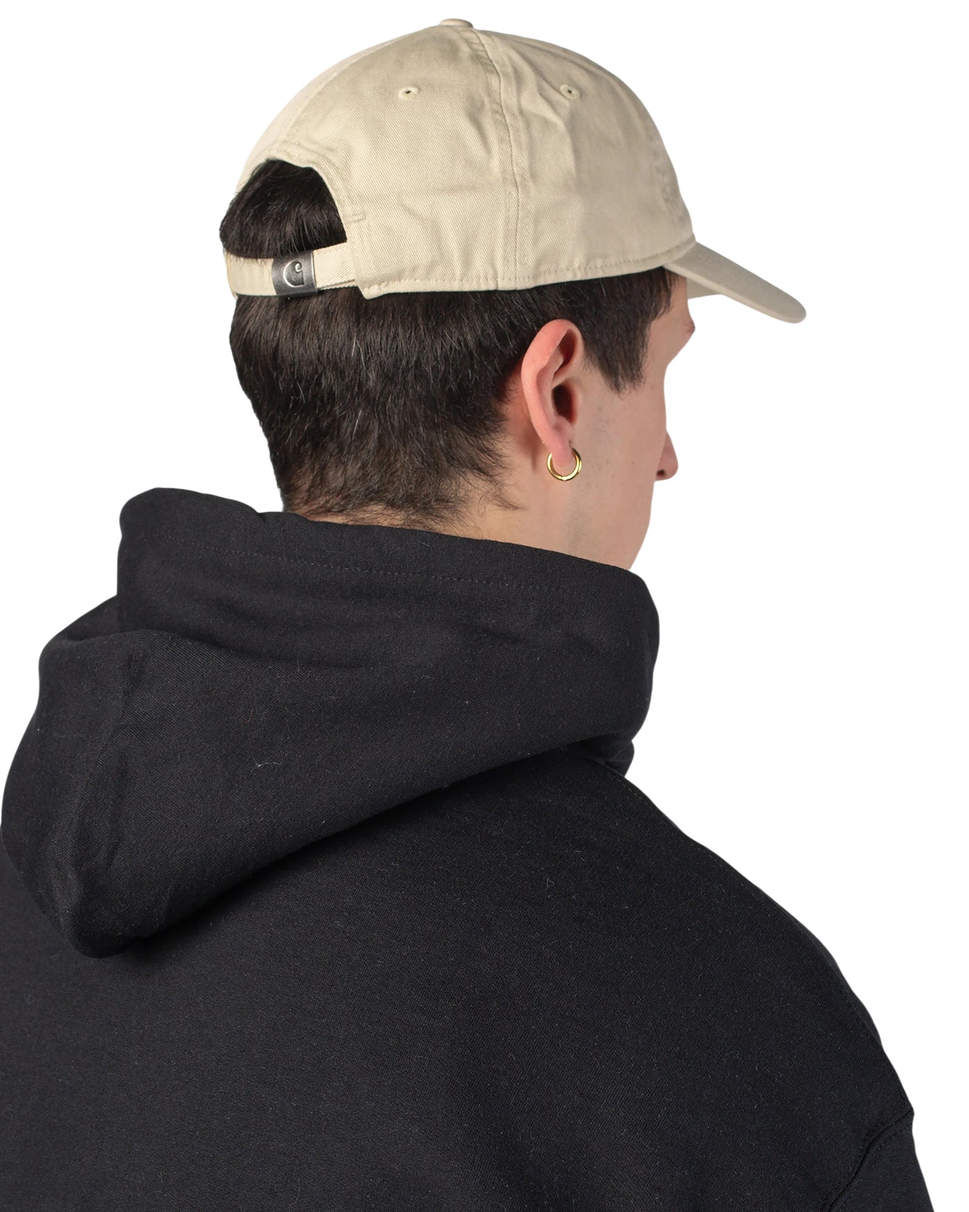 Détail du logo brodé Madison sur la casquette Stone White