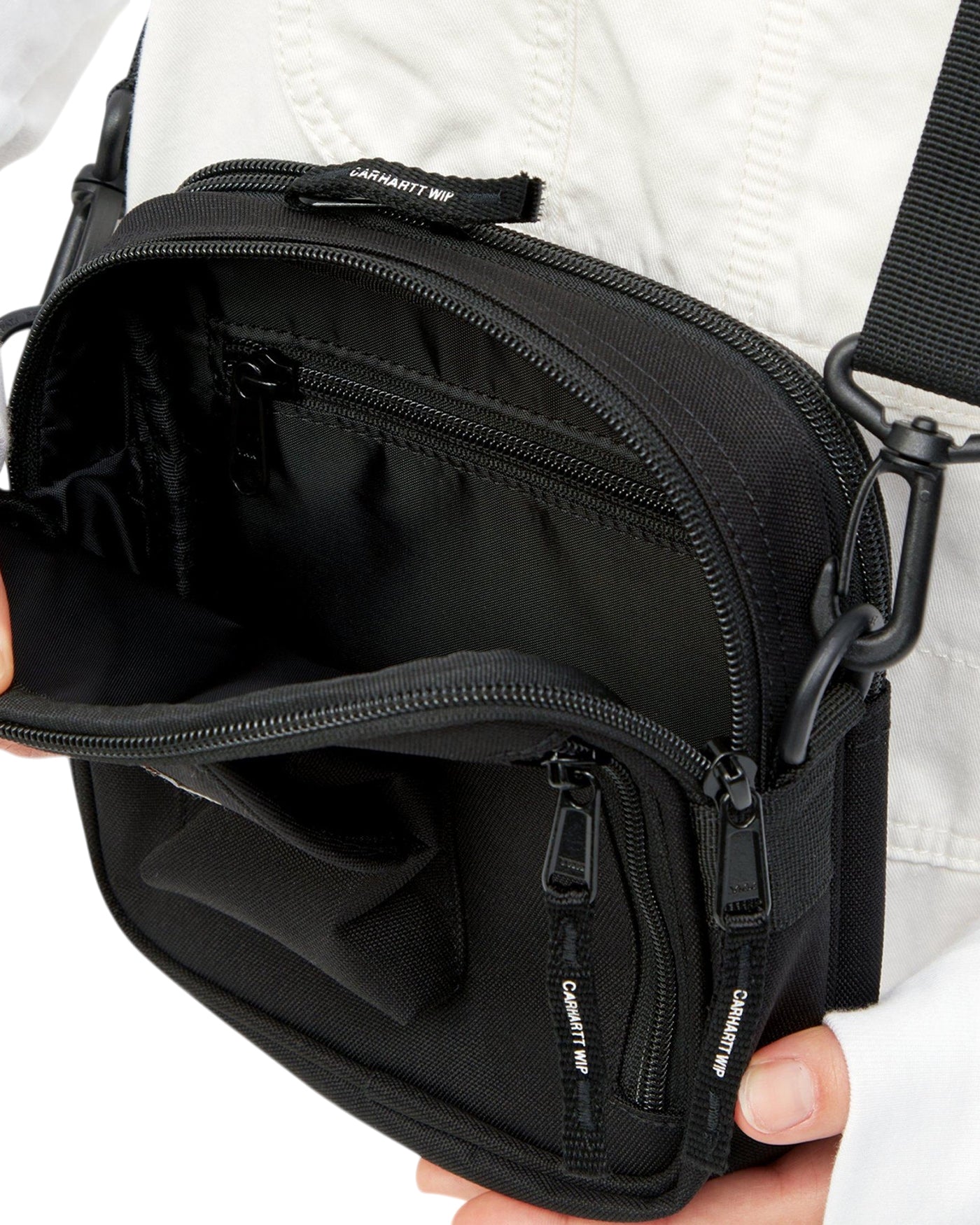 ESSENTIALS BAG SMALL BLACK