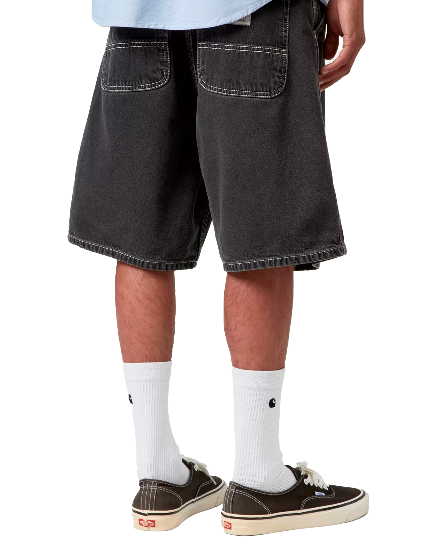 Short denim Carhartt WIP Simple noir délavé homme porté de dos