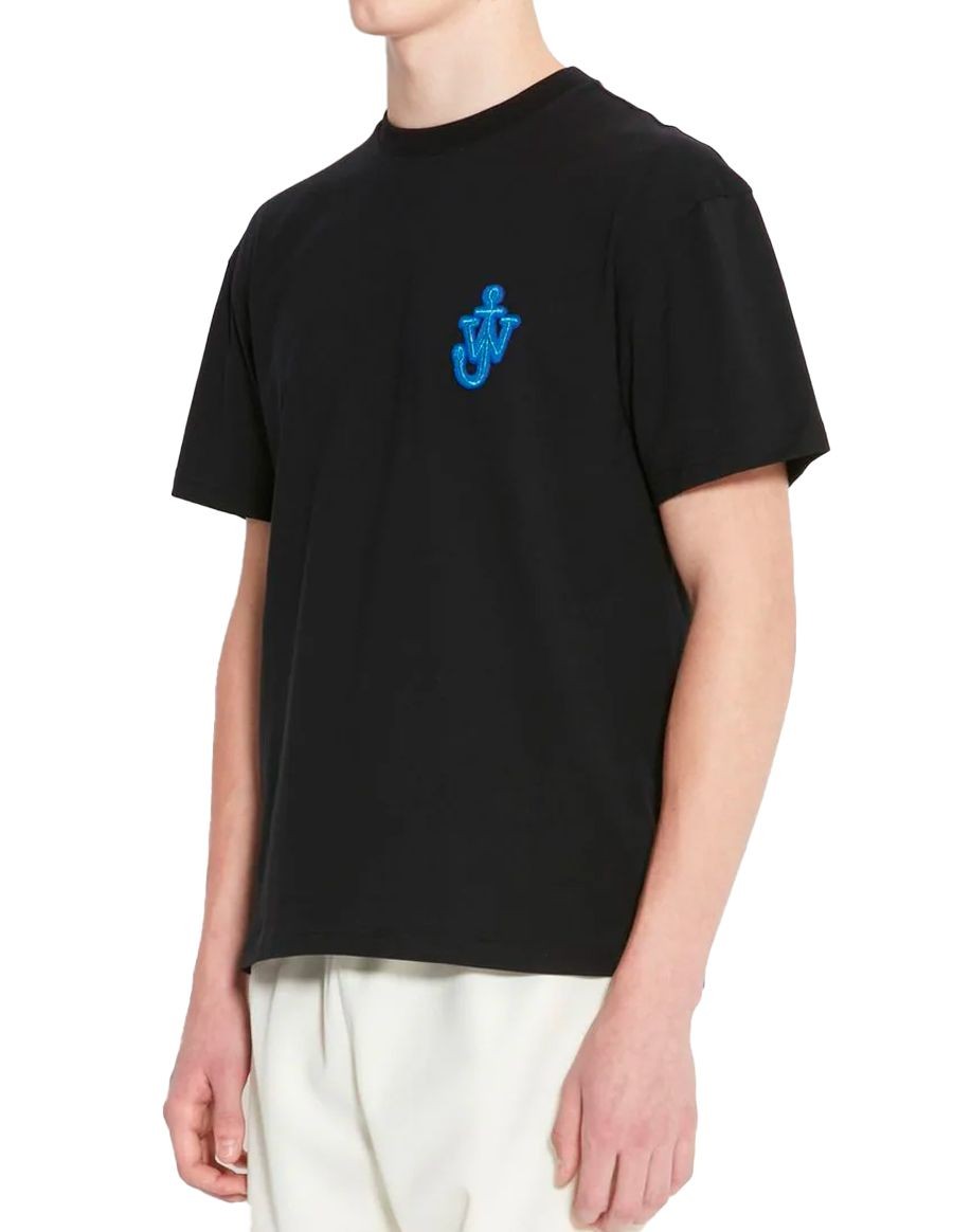 tshirt-anchor-patch-black-jt0061pg0772-999-jw-anderson