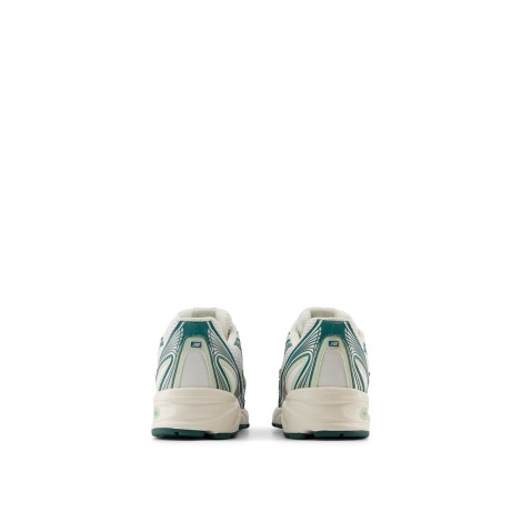 New Balance 740 - Sneakers - Marsh Green