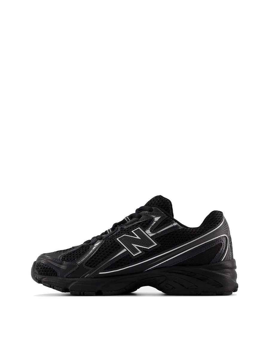 New Balance 740 - Sneakers - Black