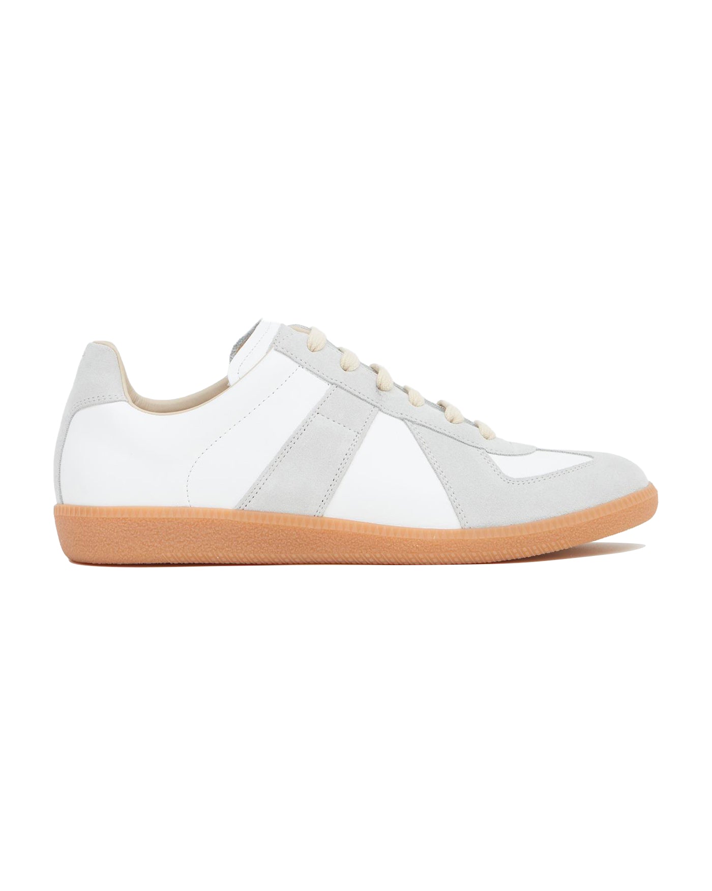 Sneakers Maison Margiela Replica off white et gris clair semelle gomme profil gauche