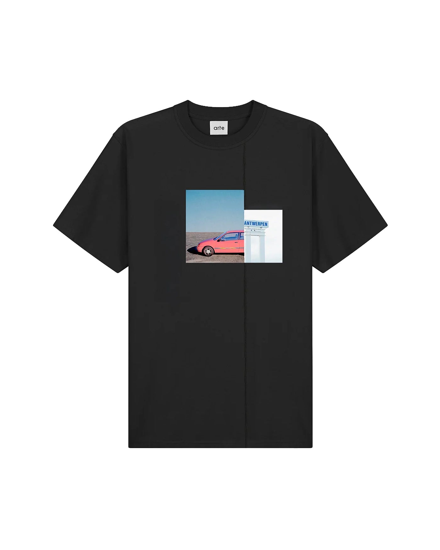 T-shirt Arte Antwerp noir imprimé photo voiture rouge désert, vue face
