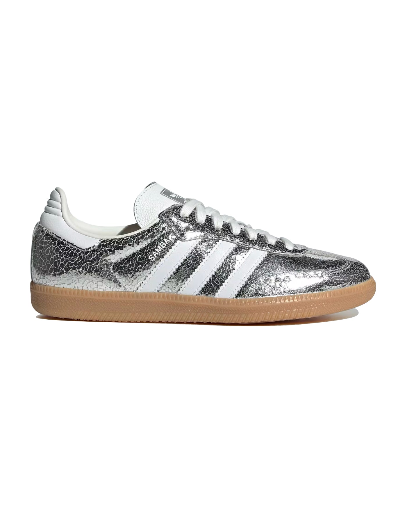 Sneakers Adidas Samba OG argentées bandes blanches semelle gum profil droit