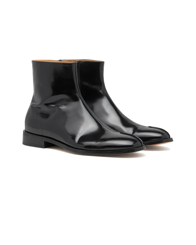 BOTTINES EN CUIR POLI NOIR