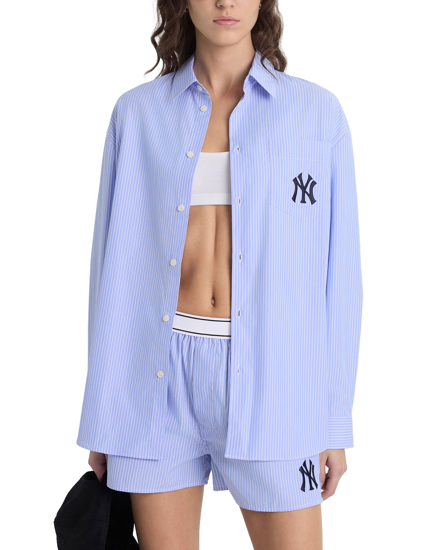Chemise Sporty & Rich rayures bleues et blanches logo Yankees face