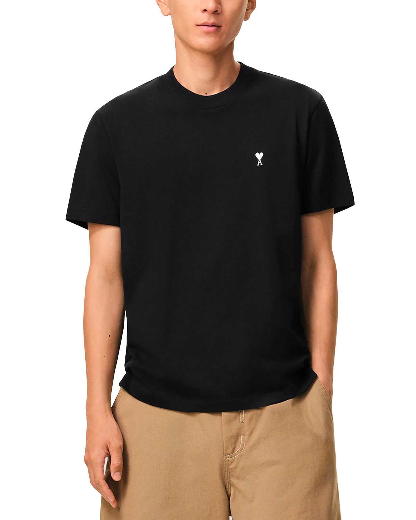 T-shirt Ami Paris noir avec logo cœur crème poitrine, vue face