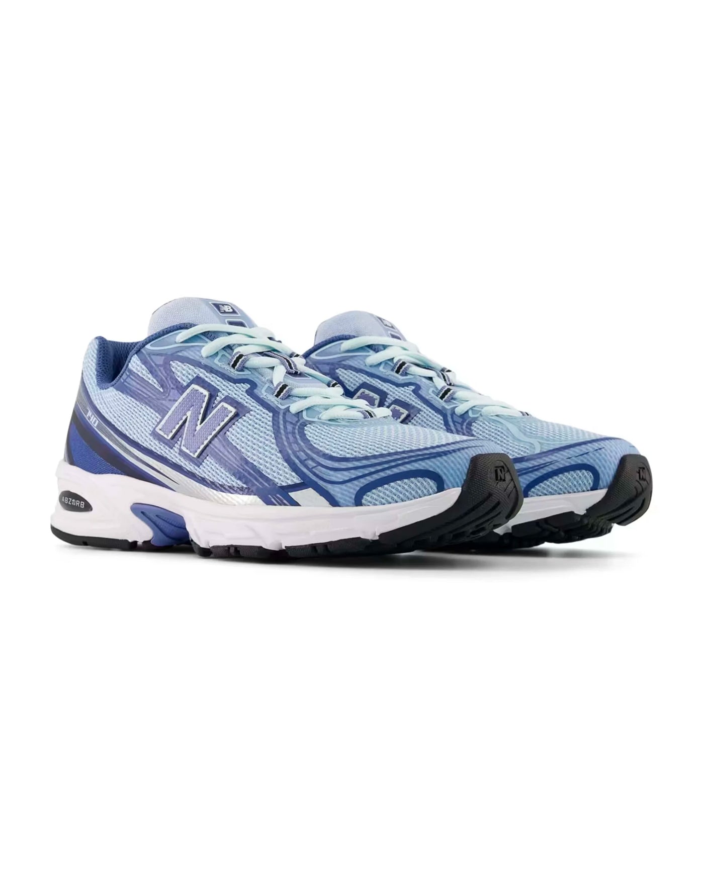 Sneakers New Balance 740 bleu ciel et bleu cobalt vue trois quarts