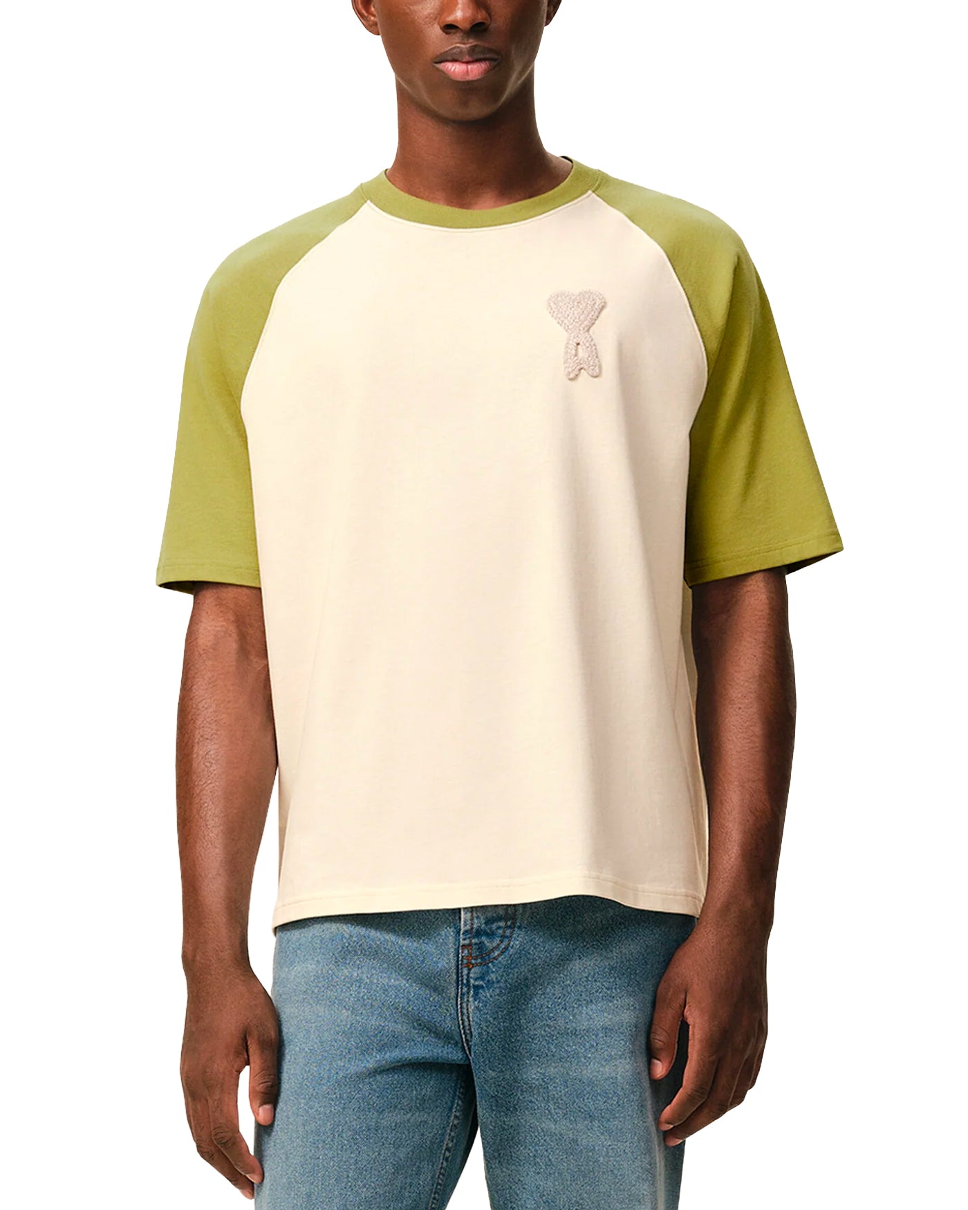 T-shirt boxy Ami Paris crème manches vert matcha logo crochet face