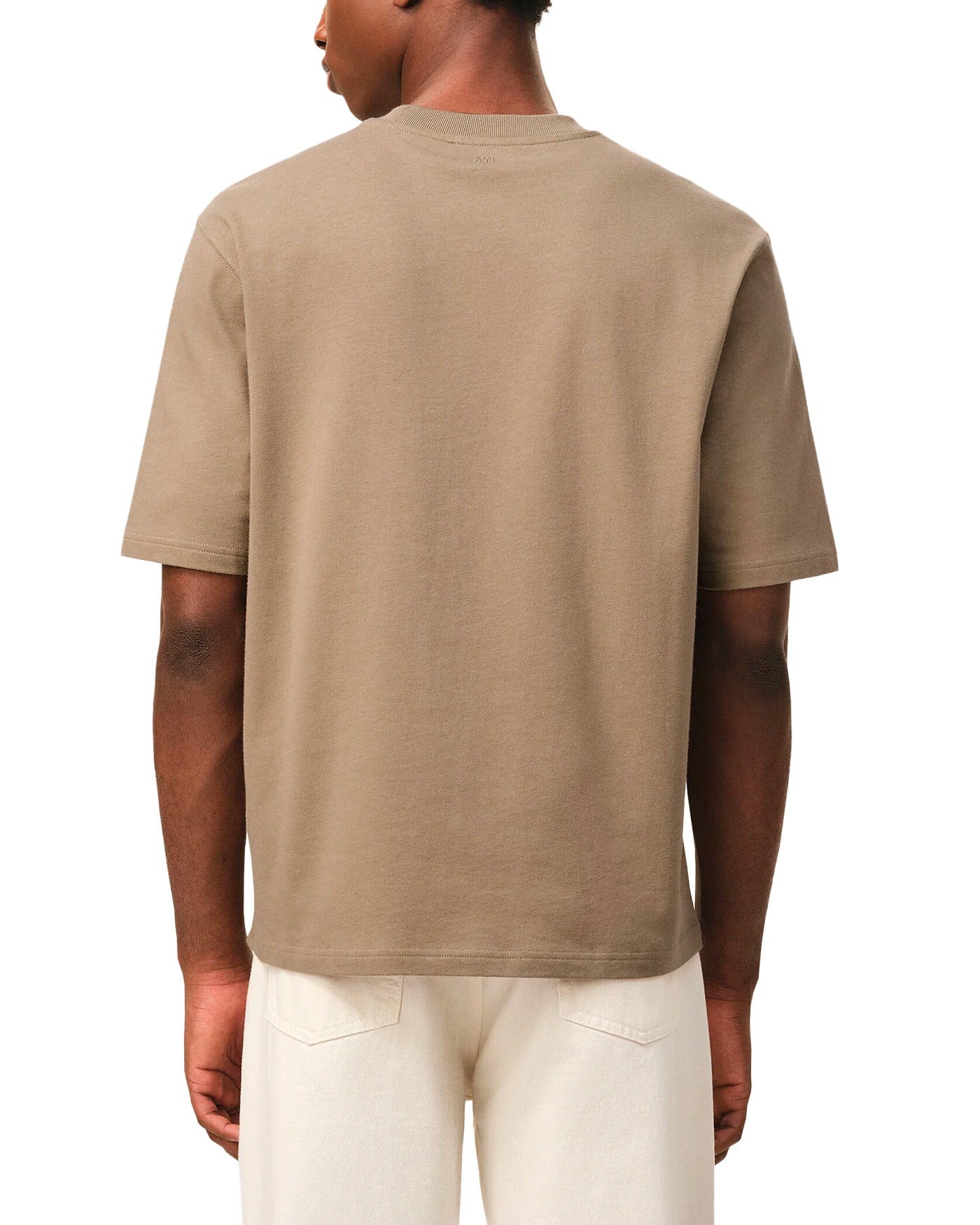 T-shirt Ami Paris Ami de Coeur embossé beige taupe dos porté