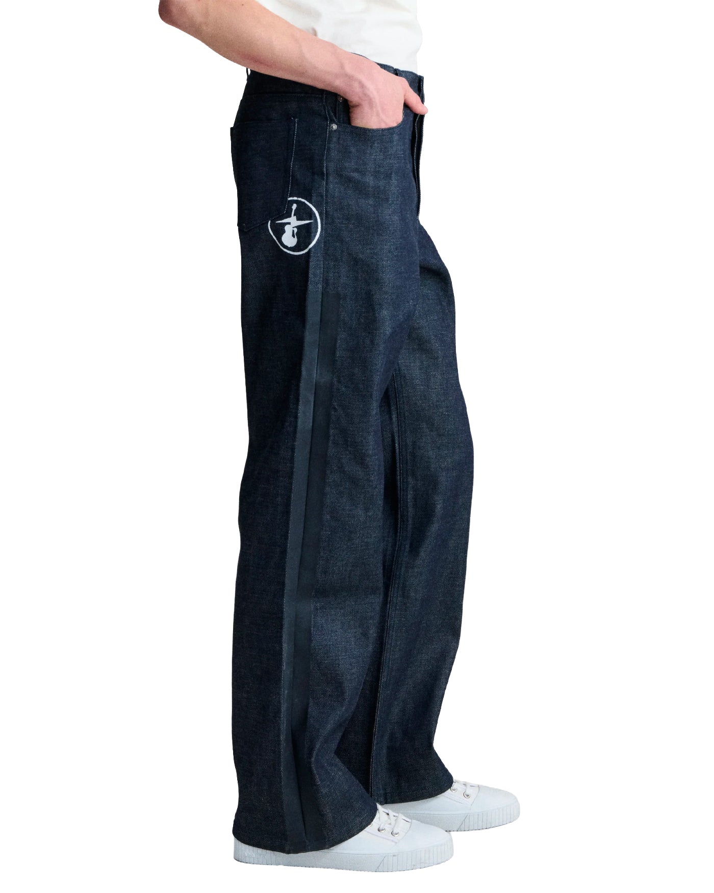 Jeans A.P.C FRGMT Sally indigo brut large profil droit logo brodé