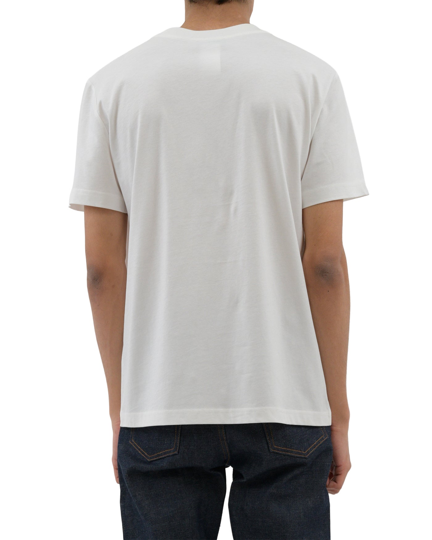 T-shirt A.P.C blanc coupe oversize manches courtes porté vue dos