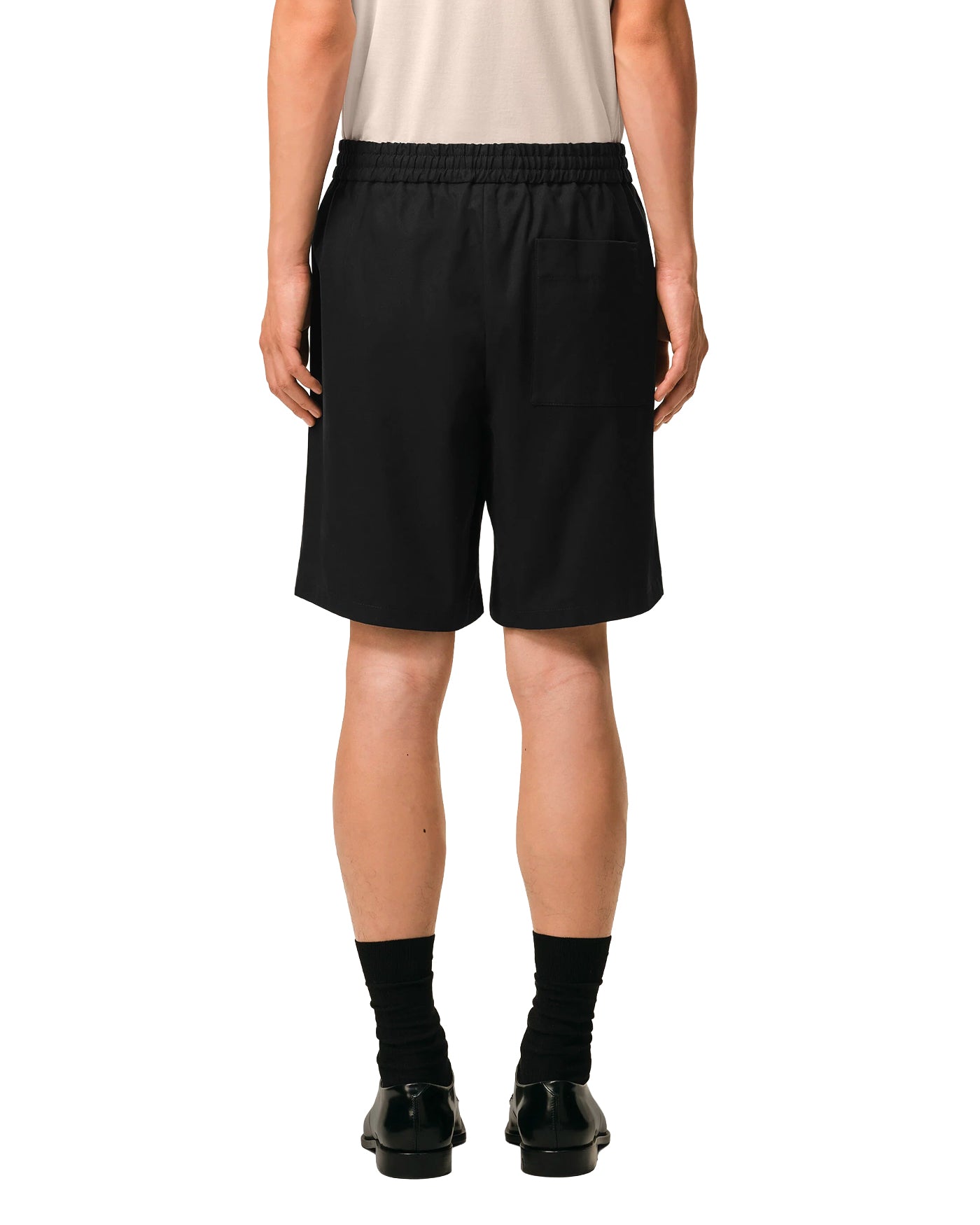 Short Ami Paris noir dos porté poche patch logo cœur embossé