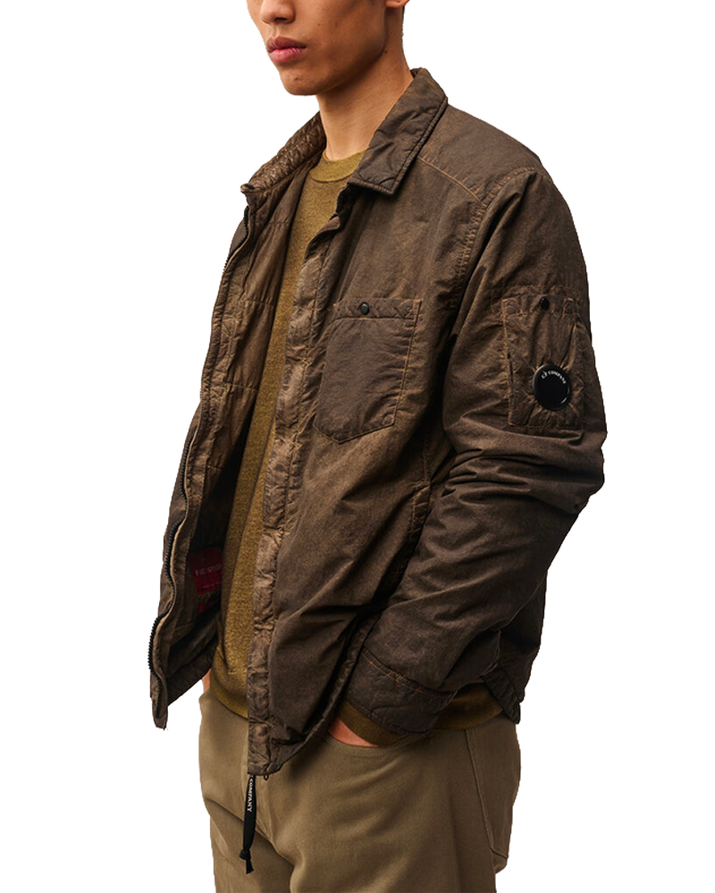 Surchemise C.P. Company coloris Re-Color Brown — vue portée
