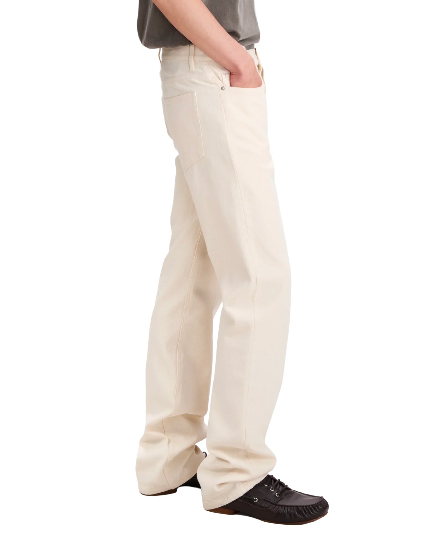 Jeans coupe droite A.P.C Rescue Blanc écru porté profil droit homme