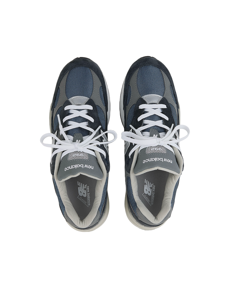 U992NY NB NAVY GREY SILVER METALLIC