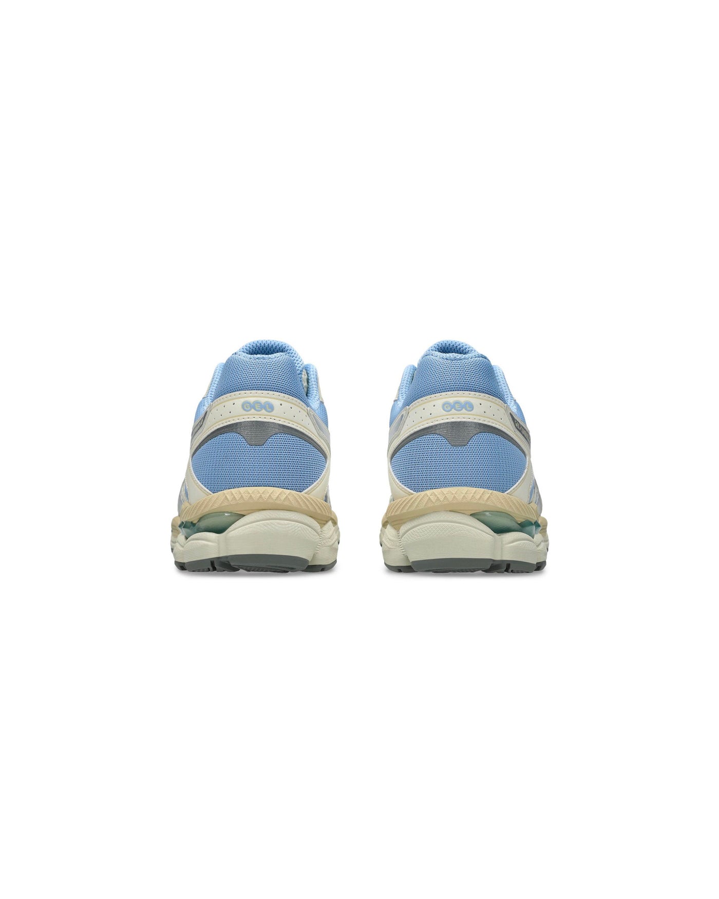 Sneakers Asics Gel Cumulus 16 coloris ivoire et bleu ciel dos