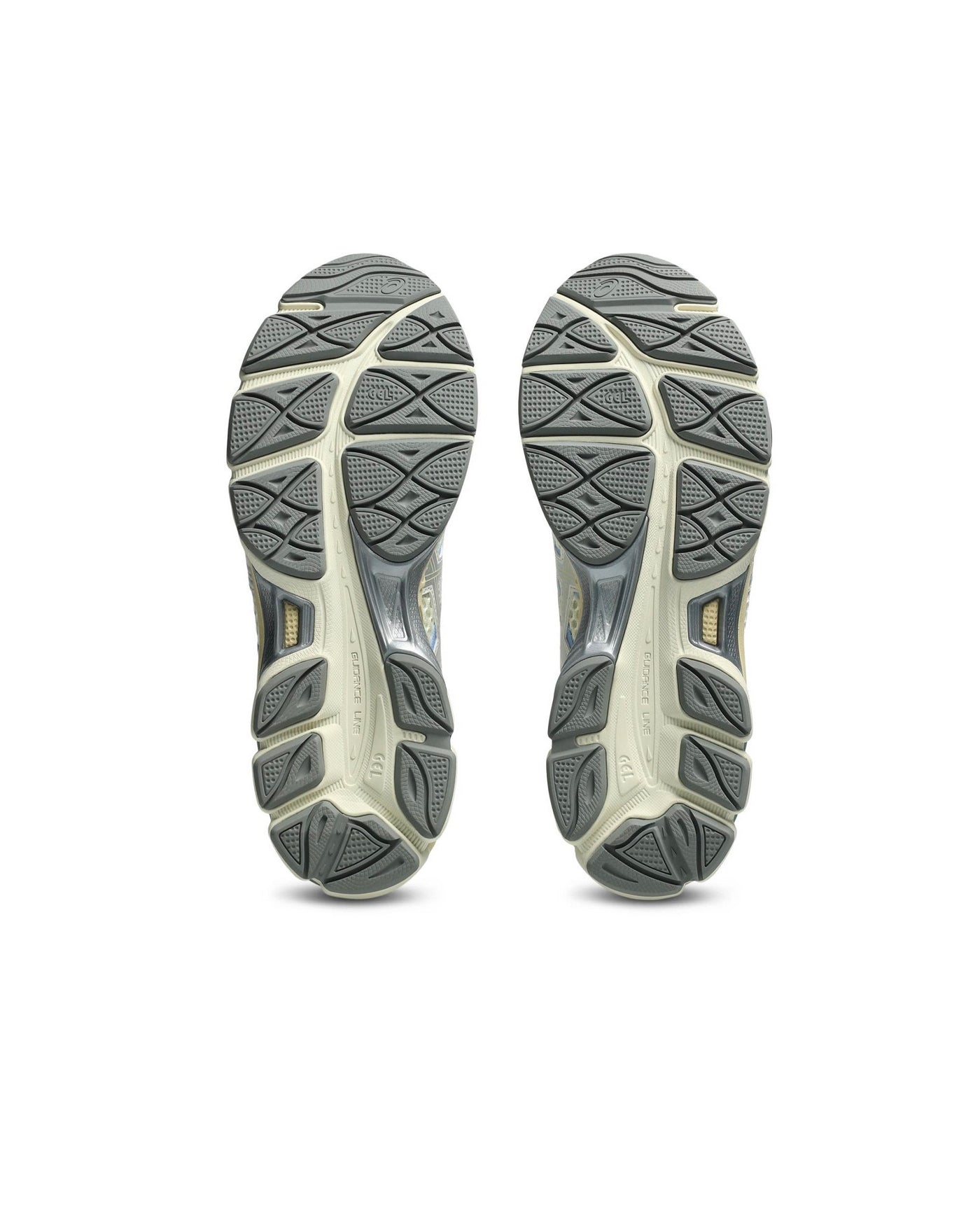 Sneakers Asics Gel Cumulus 16 ivoire semelle gris anthracite dessous