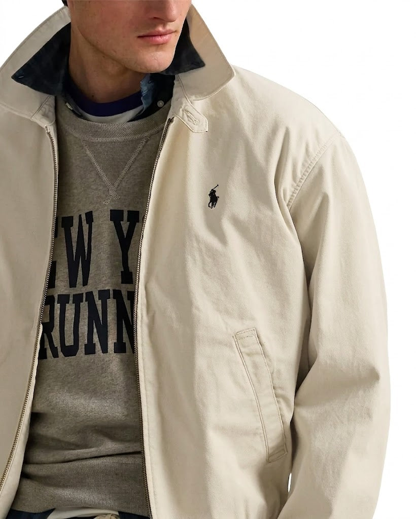 Veste windbreaker Polo Ralph Lauren beige khaki détail fermeture zip face porté