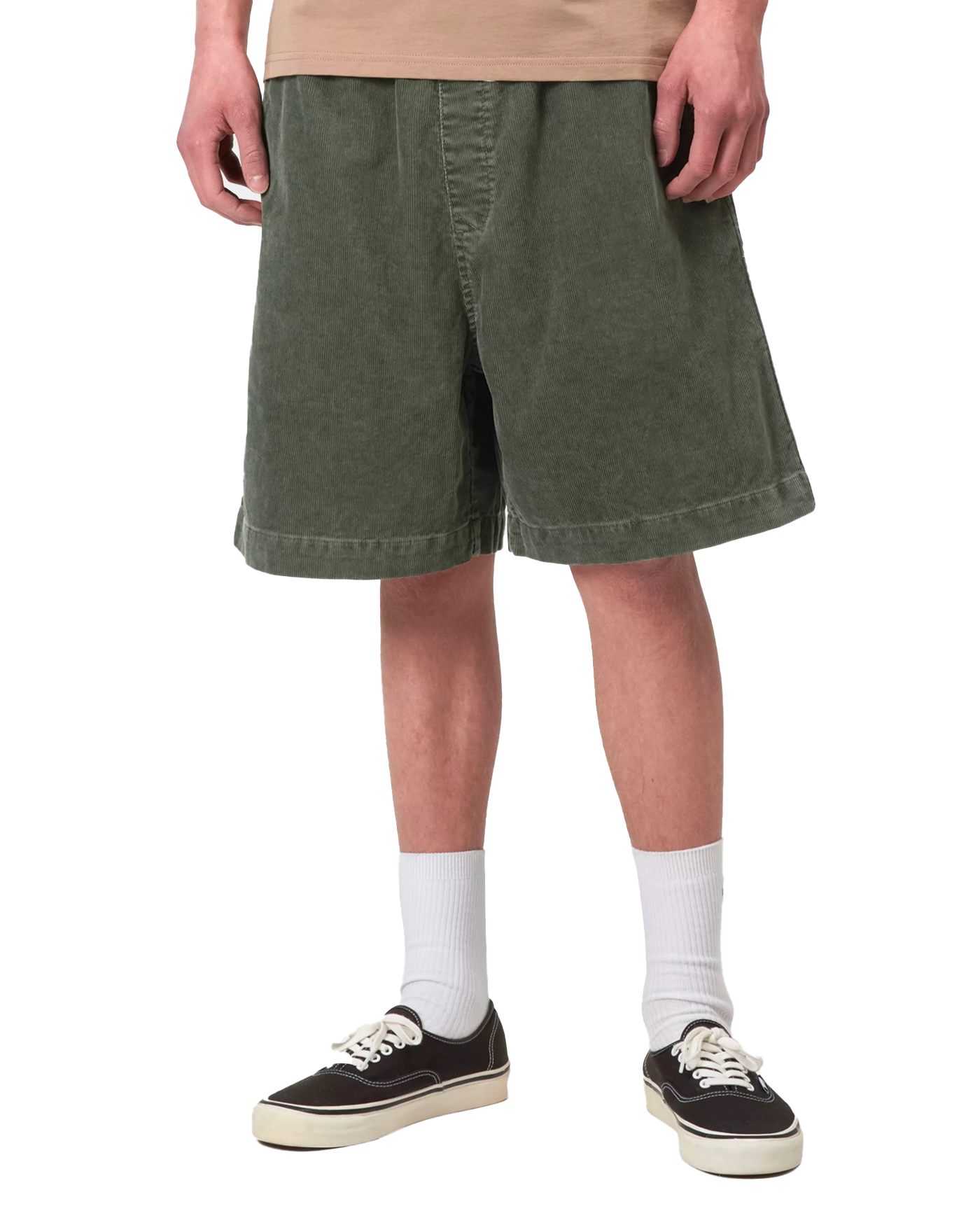 Short homme Reynold Carhartt WIP vert kaki délavé porté de face