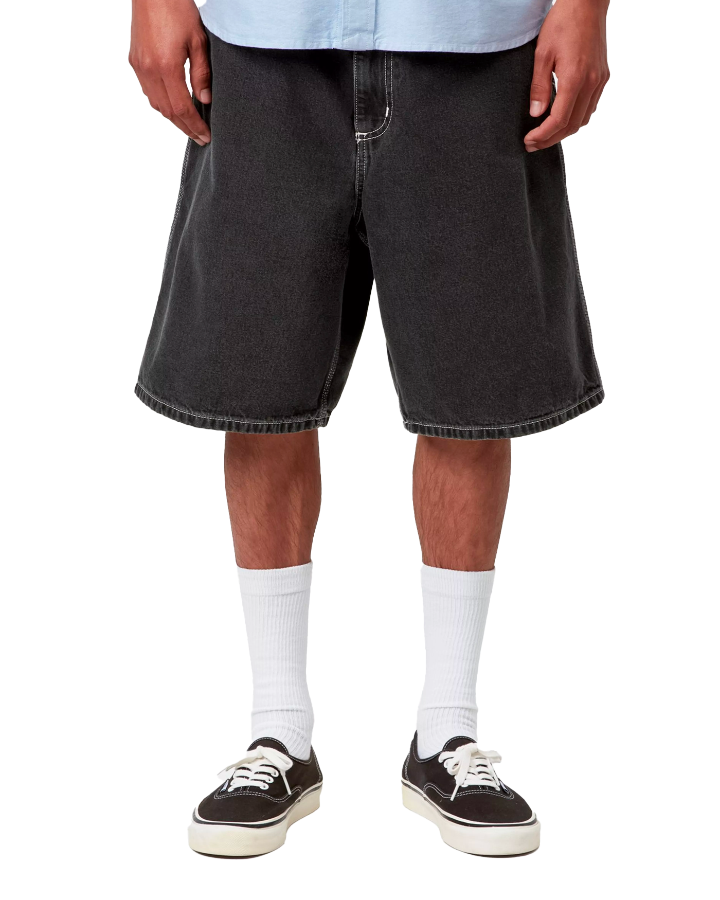 Short denim Carhartt WIP Simple noir délavé homme porté de face